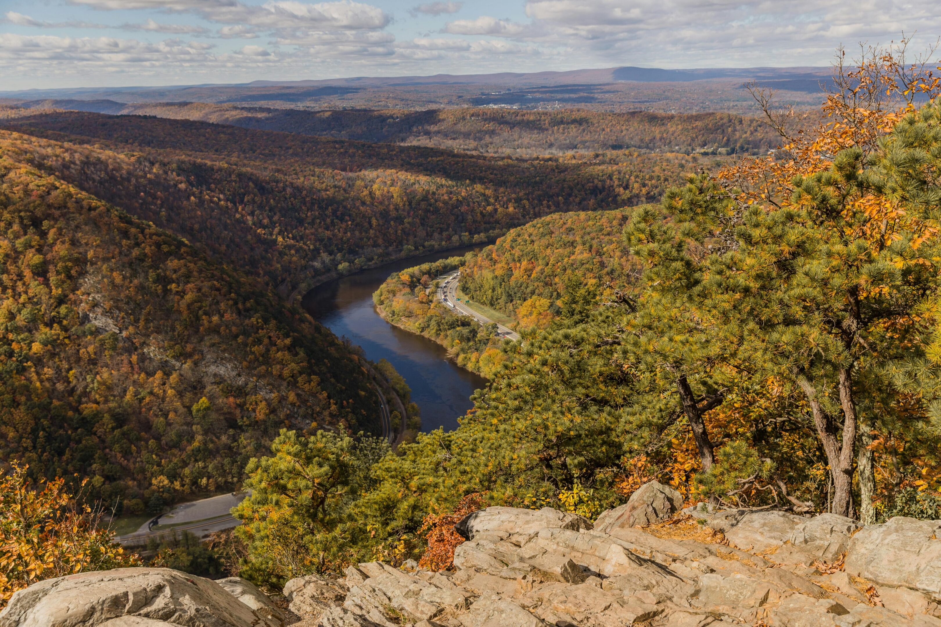 A view of the river from above in the mountains.